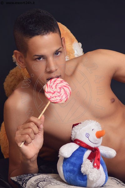 Foto Peter  Annunci Boy 3347885739